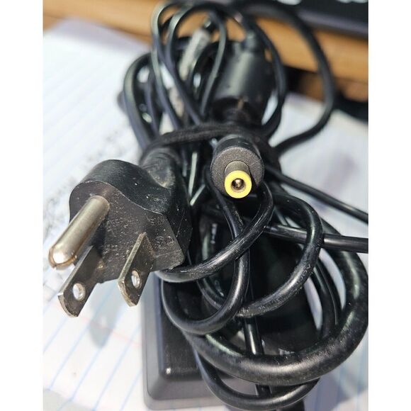 Authentic Dell PA-1600-06D2 Laptop Power Adapter Charger & Power Cord PA-16 - Picture 3 of 7